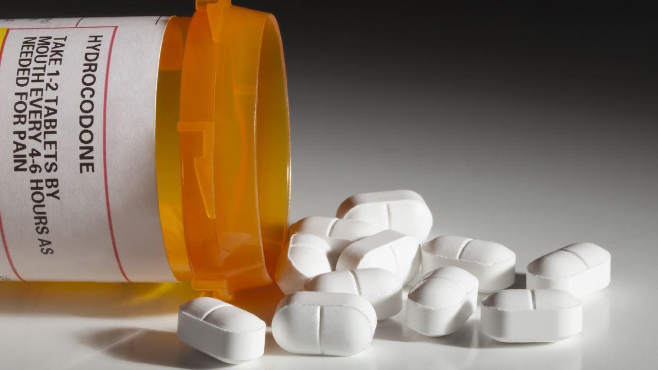 Generic White Hydrocodone 2.5/500 mg Round Tablets